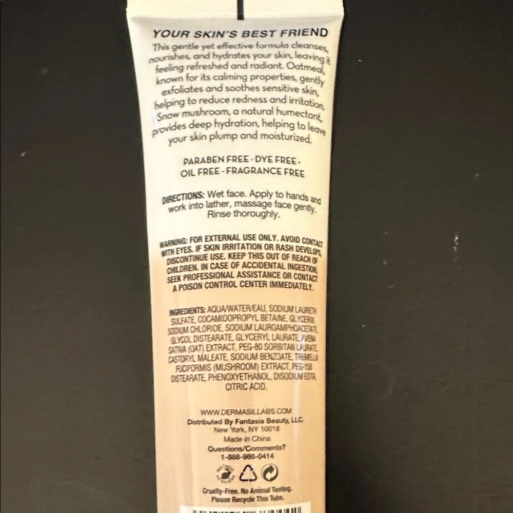 Dermasil Oatmeal Milk Toner Facial Cleanser & Restorative Face Serum Set Bundle - Picture 5 of 5